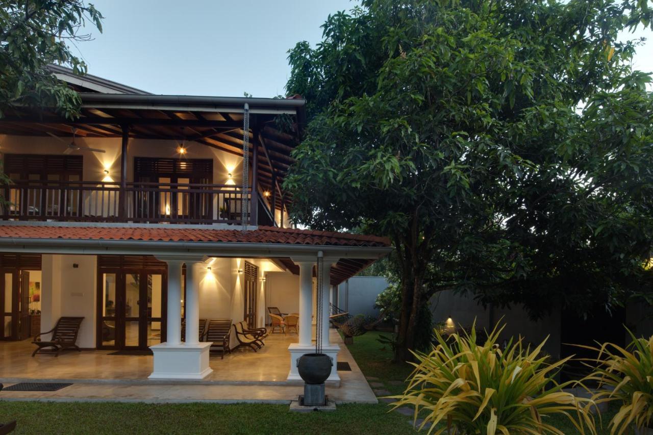 Ballarat Luxury Villa - ヒッカドゥワ エクステリア 写真
